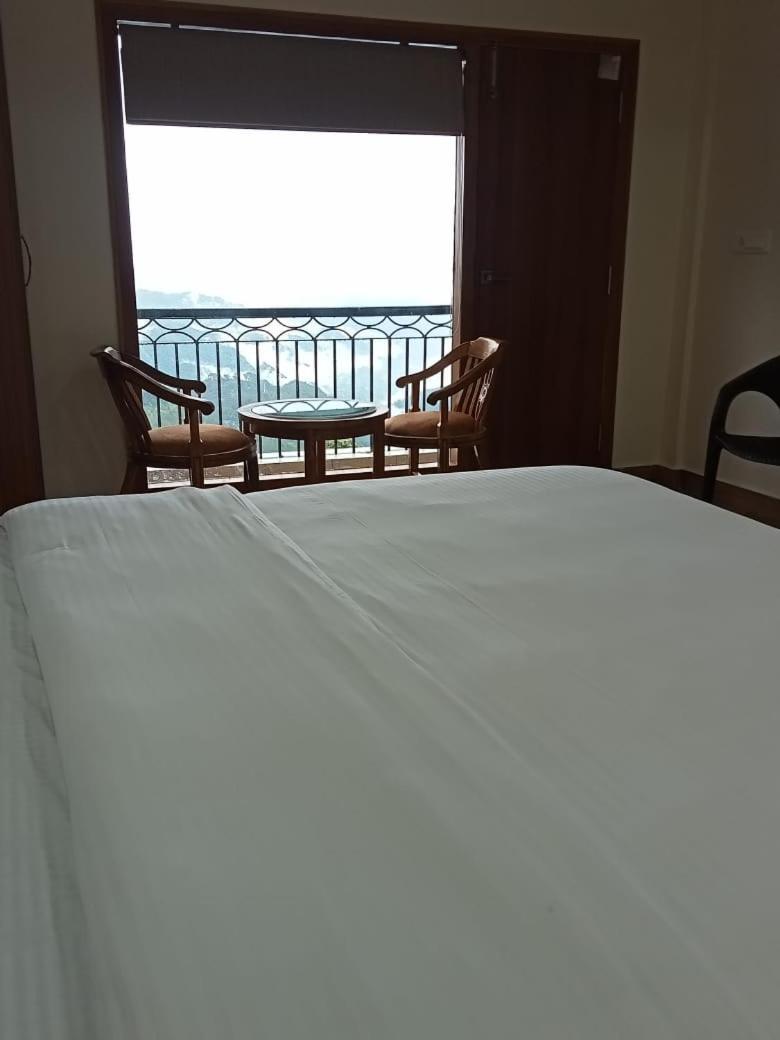 Hotel The Kumaon Retreat Nainital Pokoj fotografie